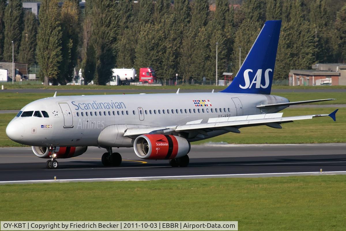 OY-KBT, 2007 Airbus A319-131 C/N 3292, decelerating after touchdown