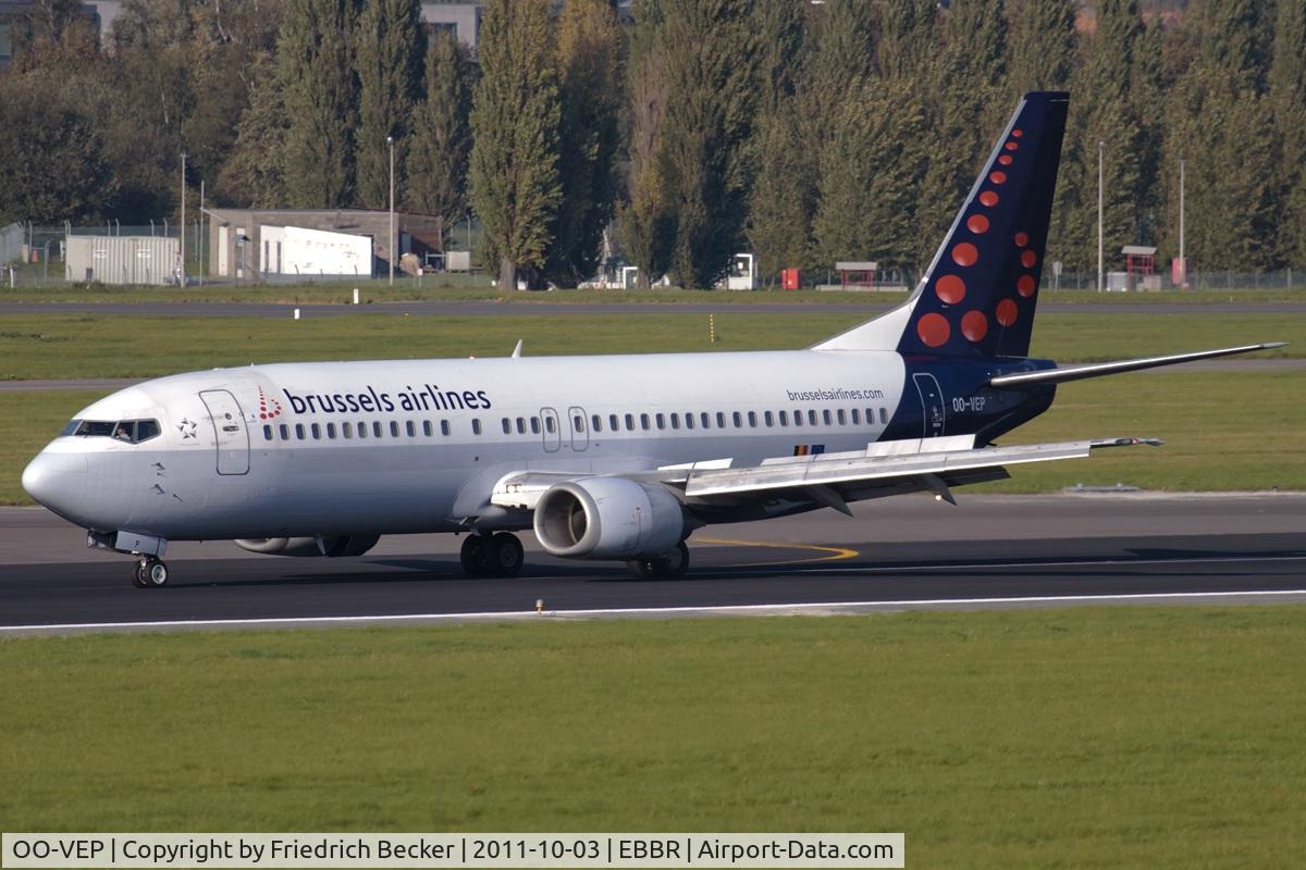 OO-VEP, 1996 Boeing 737-43Q C/N 28489, decelerating after touchdown