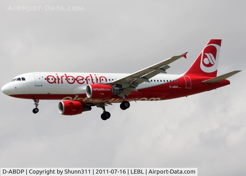 D-ABDP, 2007 Airbus A320-214 C/N 3093, Landing rwy 25R