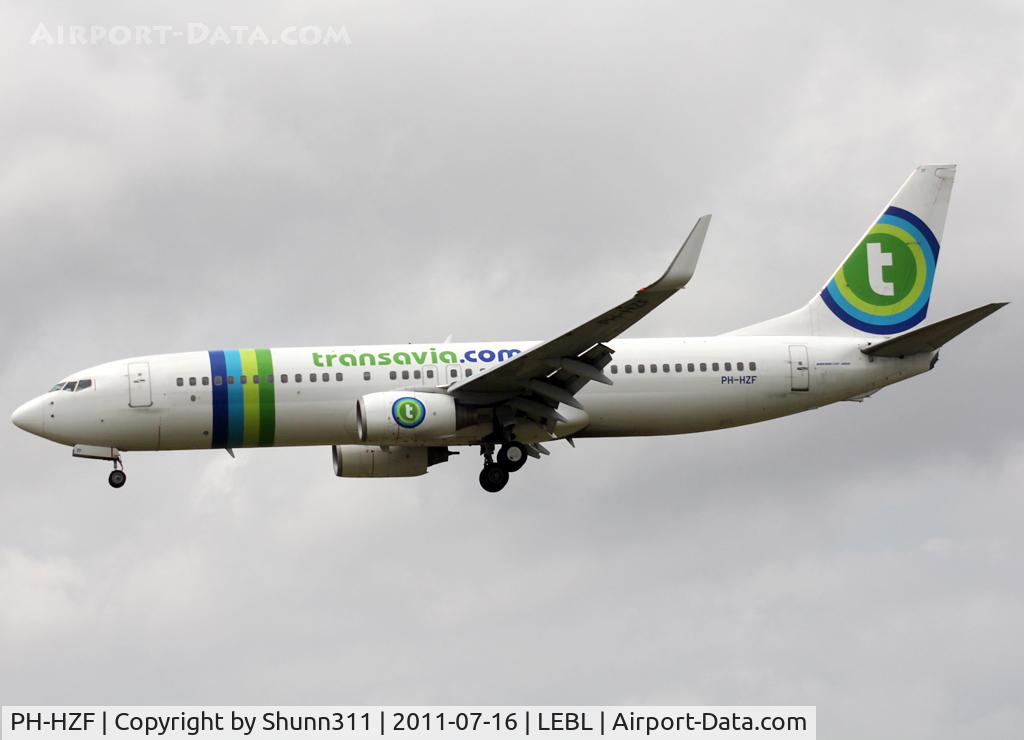 PH-HZF, 1999 Boeing 737-8K2 C/N 28378, Landing rwy 25R