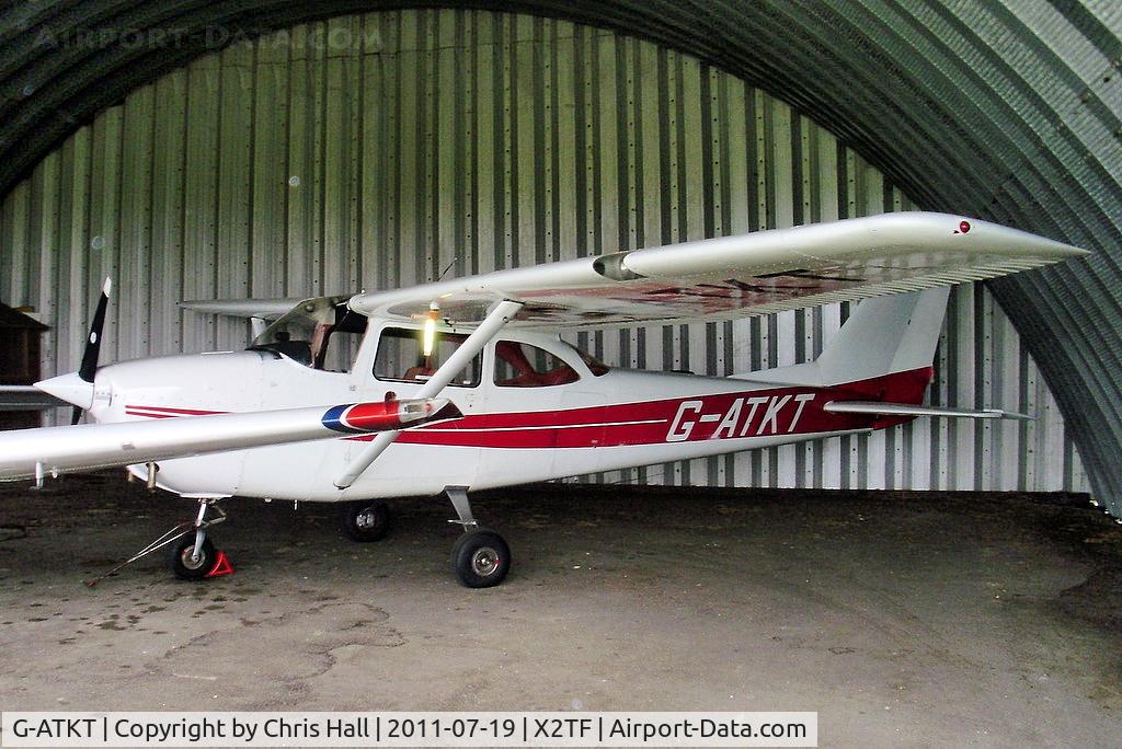 G-ATKT, 1965 Reims Cessna F172G Skyhawk C/N 0206, At Top Farm Airfield, Hertfordshire.