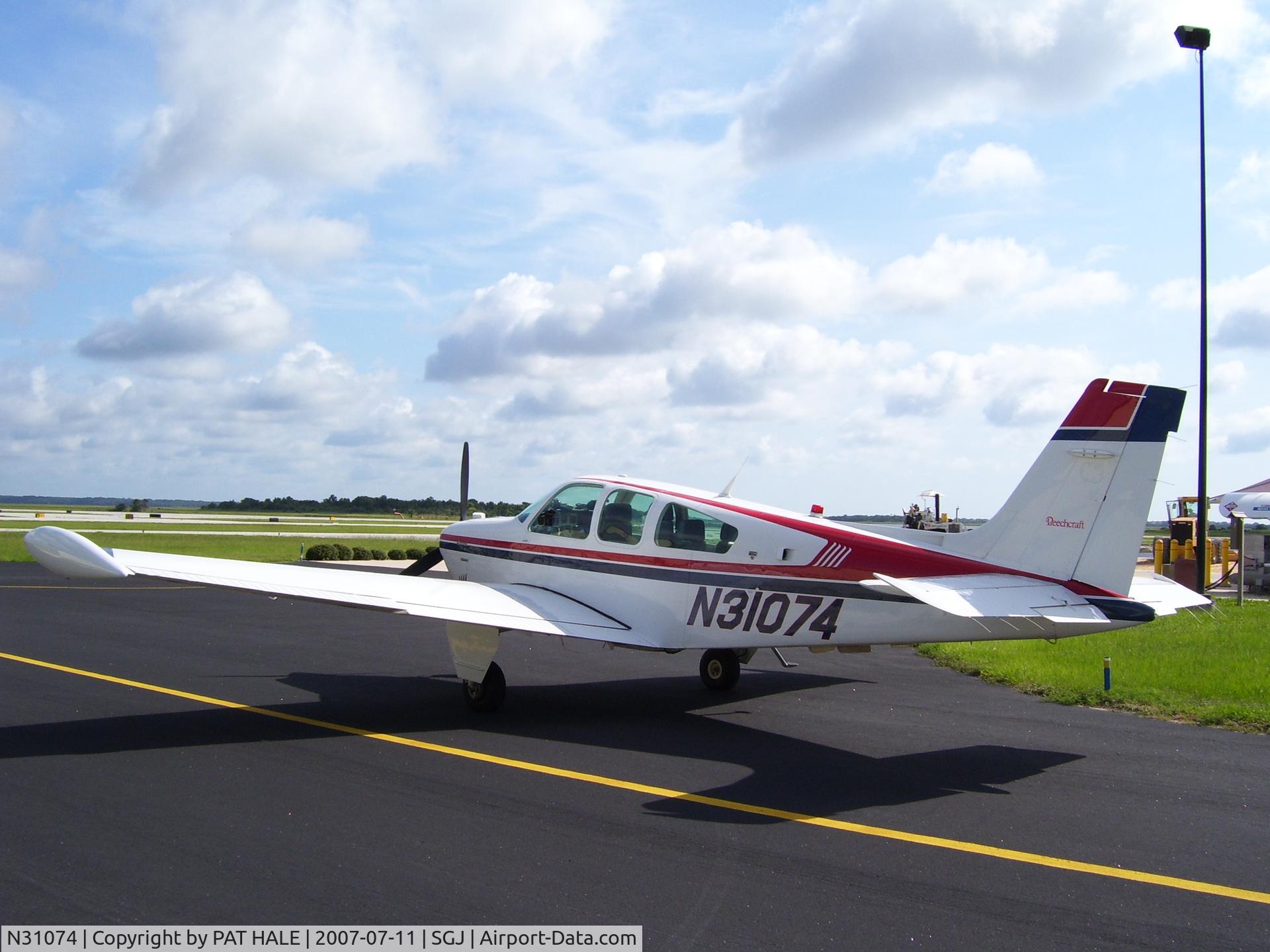 N31074, 1988 Beech F33A Bonanza C/N CE-1210, 1988 BEECH F33A