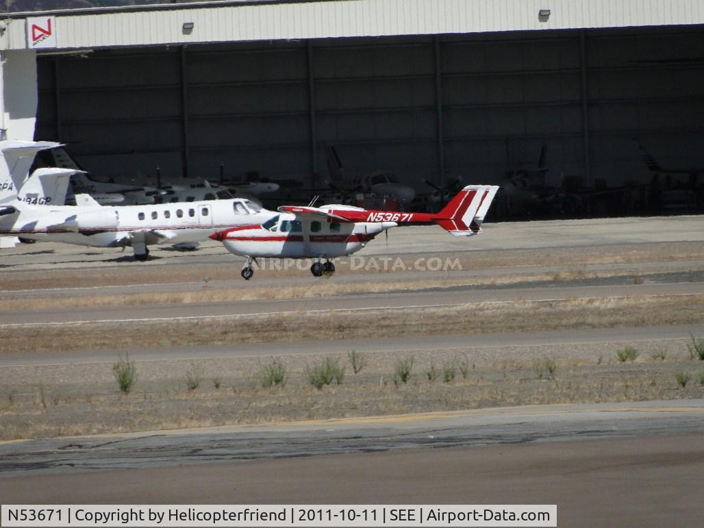 N53671, 1976 Cessna 337G Super Skymaster C/N 33701770, Rolling out after landing on 27R