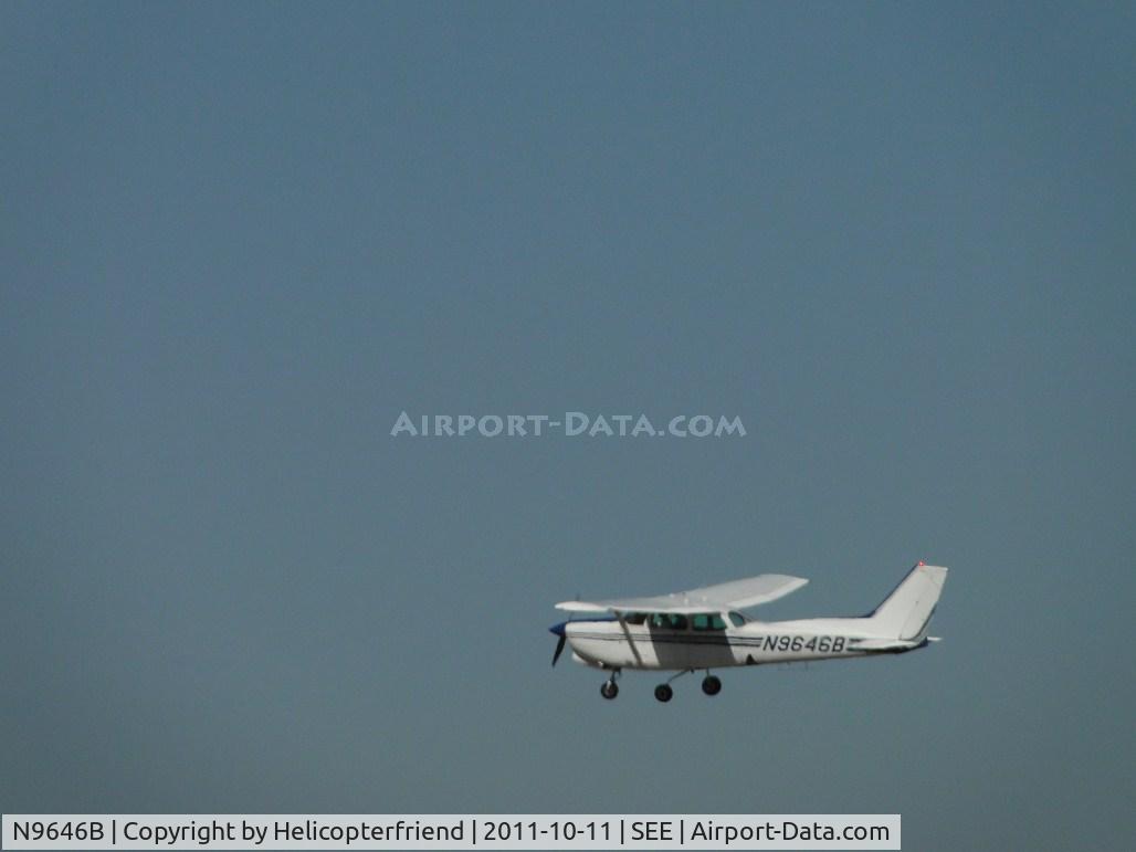 N9646B, 1981 Cessna 172RG Cutlass RG C/N 172RG0942, Airbourne from runway 27