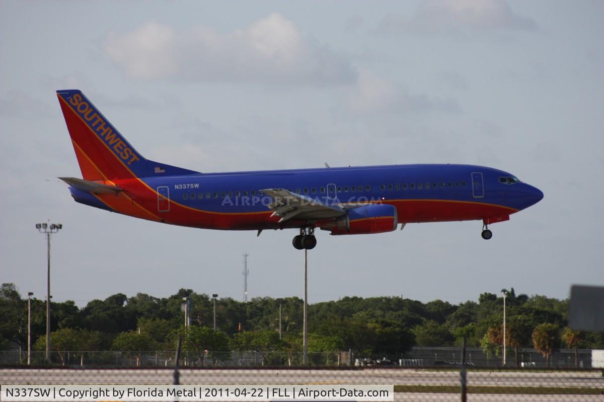 N337SW, 1988 Boeing 737-3H4 C/N 23959, Southwest 737