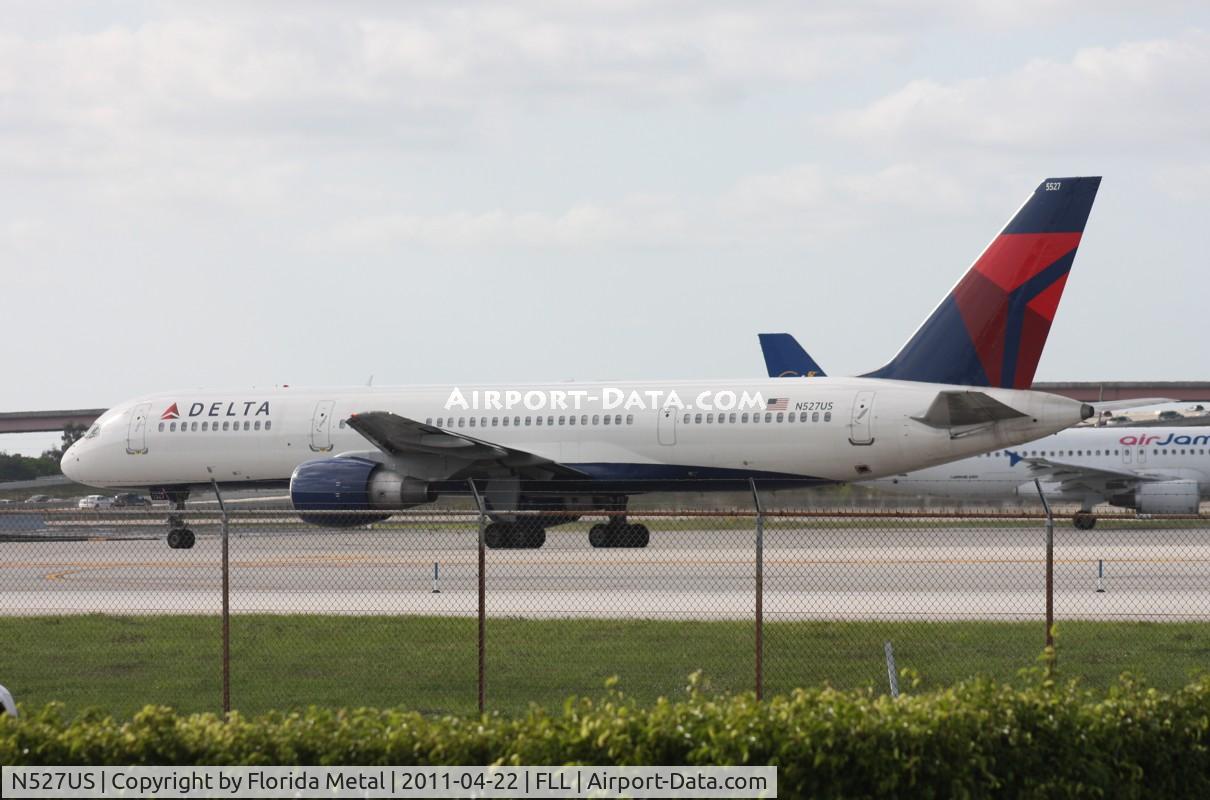 N527US, 1987 Boeing 757-251 C/N 23842, Delta 757