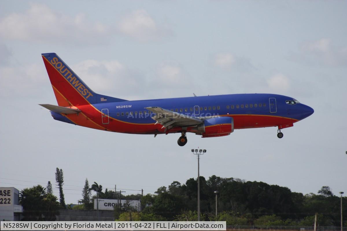 N528SW, 1992 Boeing 737-5H4 C/N 26570, Southwest 737-500