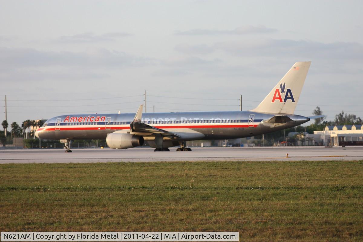 N621AM, 1990 Boeing 757-223 C/N 24579, American 757