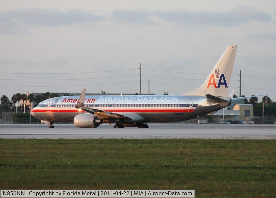 N850NN, 2010 Boeing 737-823 C/N 40580, American 737