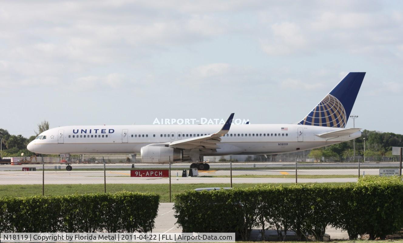 N18119, 1997 Boeing 757-224 C/N 27561, United 757