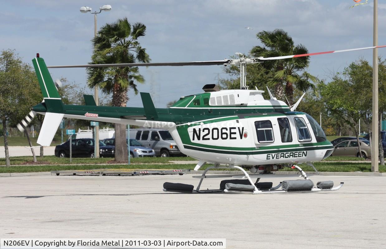 N206EV, 2005 Bell 206L-4 LongRanger IV LongRanger C/N 52311, Evergreen Bell 206 at Heliexpo Orlando