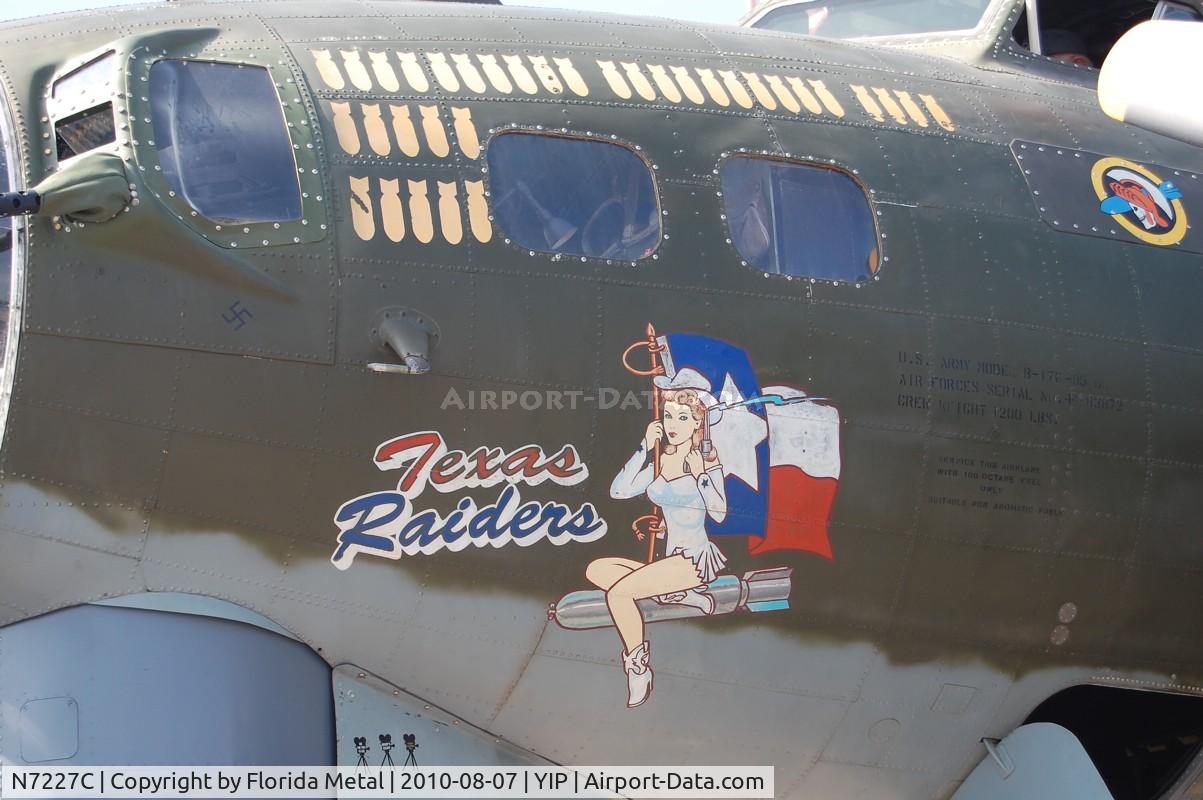N7227C, 1944 Boeing B-17G Fortress C/N 32513, Texas Raiders