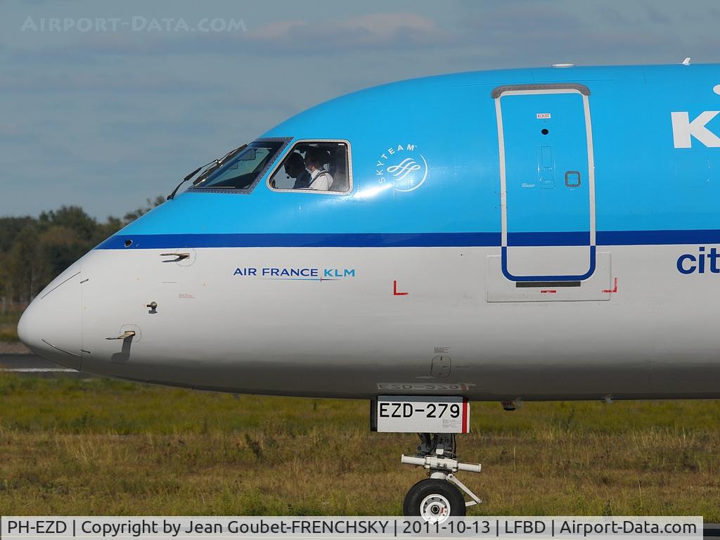 PH-EZD, 2009 Embraer 190LR (ERJ-190-100LR) C/N 19000279, to AMS