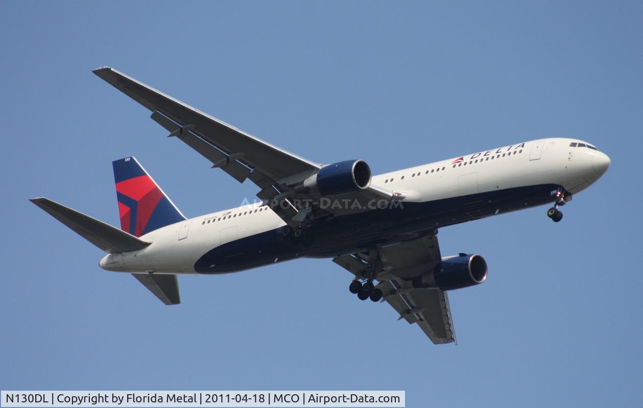 N130DL, 1988 Boeing 767-332 C/N 24080, Delta 767-300