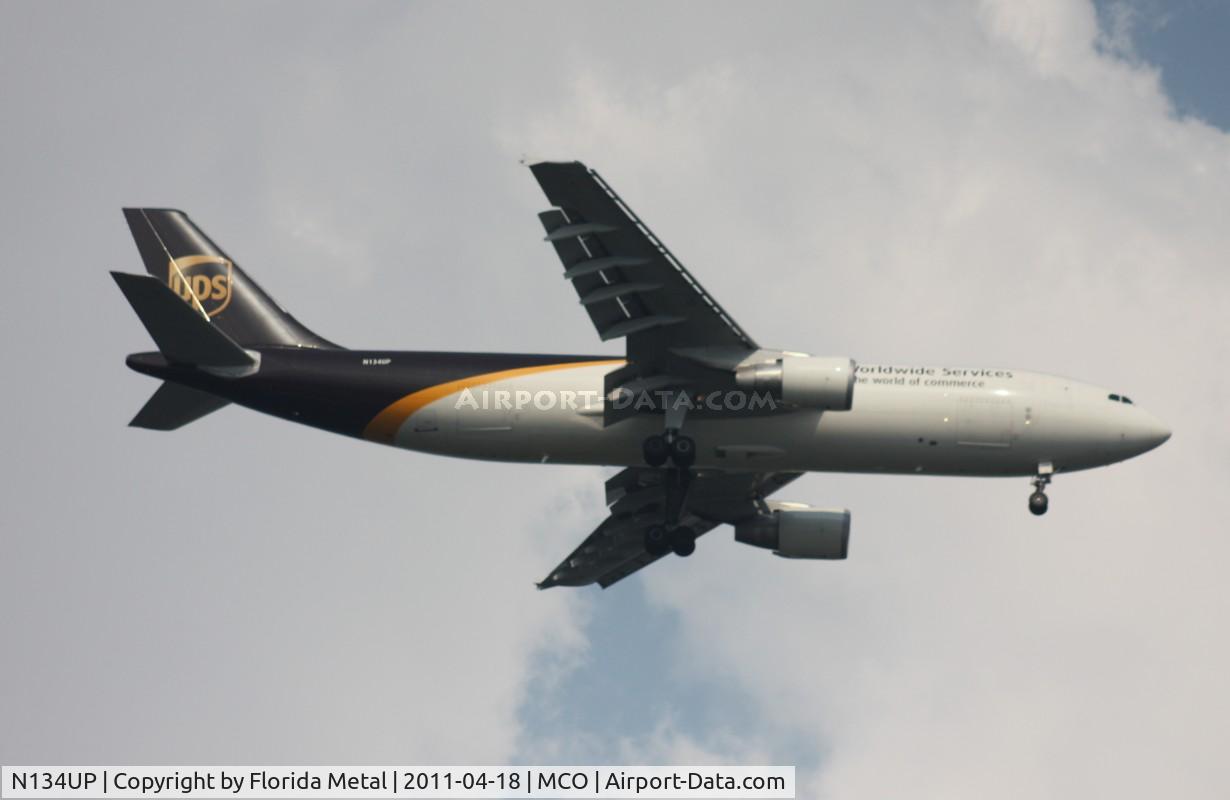 N134UP, 2001 Airbus A300F4-622R C/N 0817, UPS A300