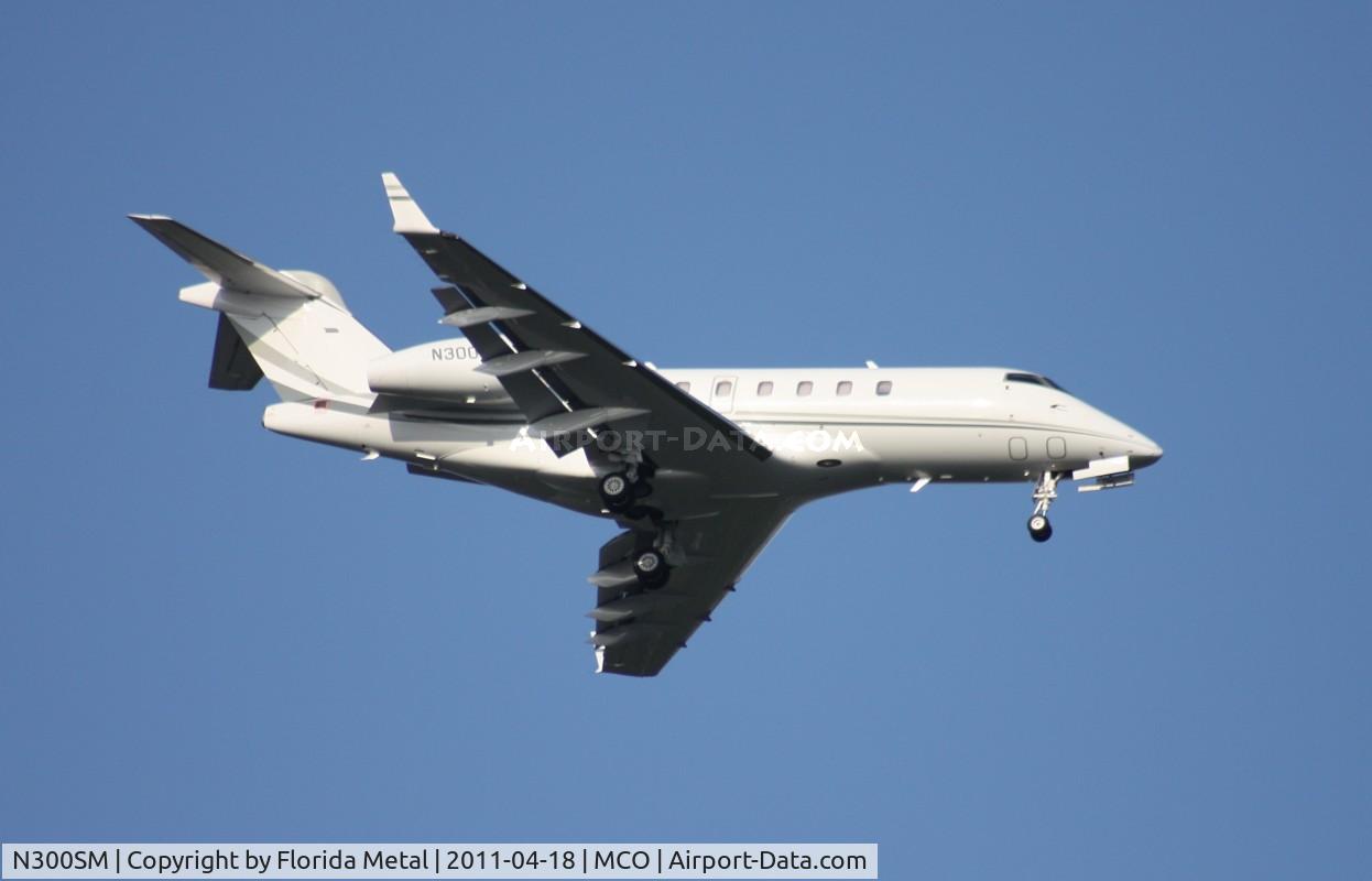 N300SM, 2004 Bombardier Challenger 300 (BD-100-1A10) C/N 20015, Challenger 300