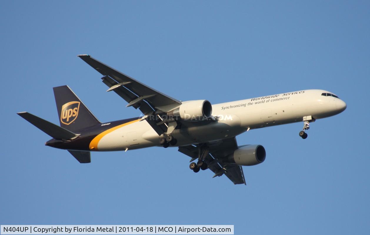 N404UP, 1987 Boeing 757-24APF C/N 23726, UPS 757