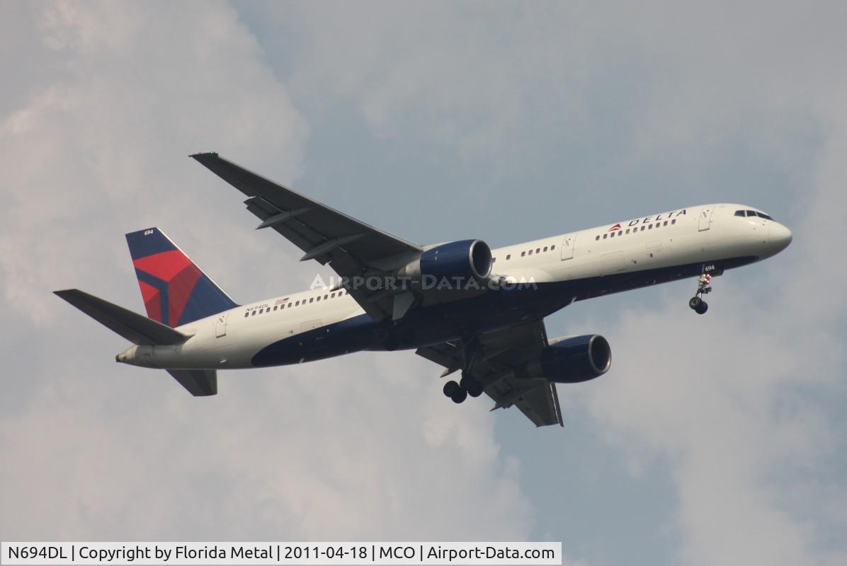 N694DL, 1998 Boeing 757-232 C/N 29726, Delta 757