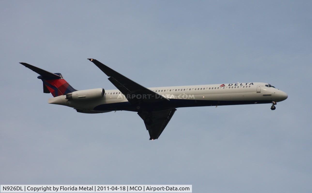 N926DL, 1988 McDonnell Douglas MD-88 C/N 49713, Delta MD-88