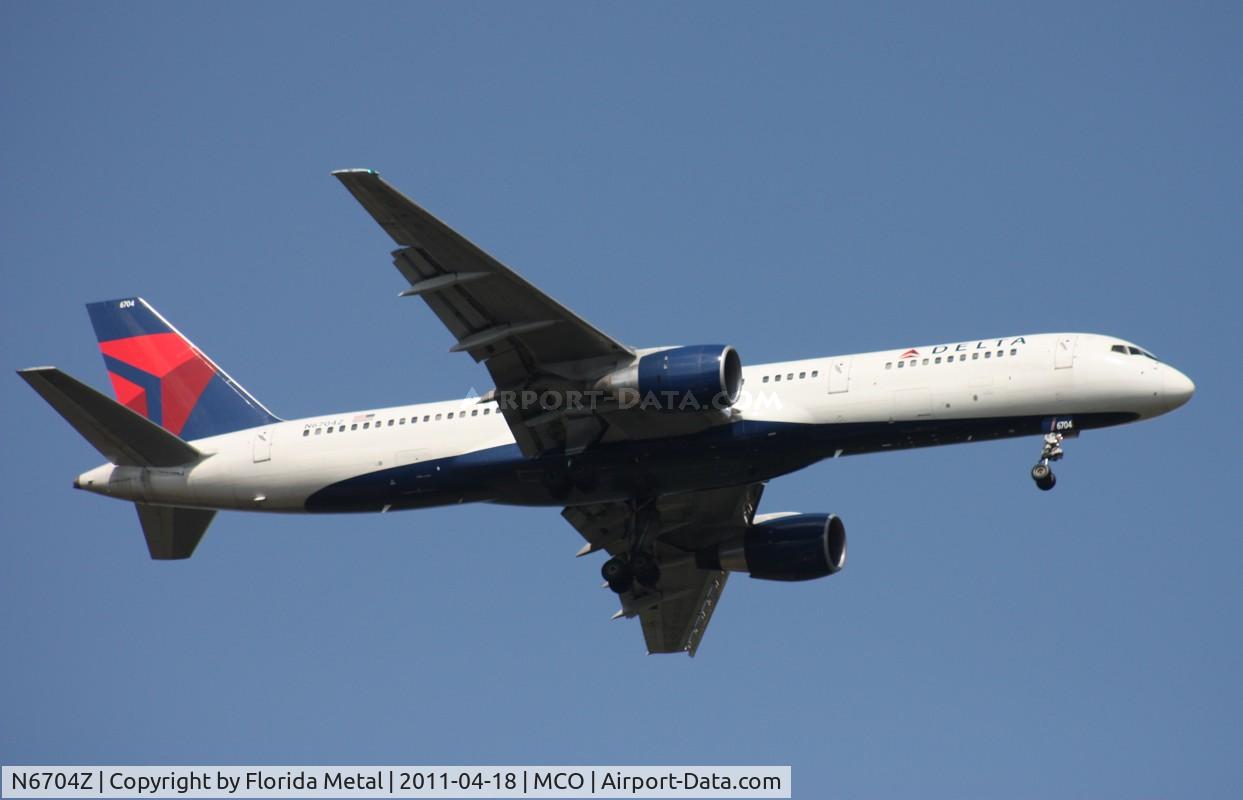 N6704Z, 2000 Boeing 757-232 C/N 30396, Delta 757