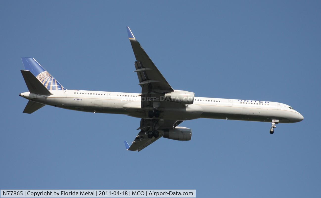 N77865, 2002 Boeing 757-33N C/N 32589, United 757-300