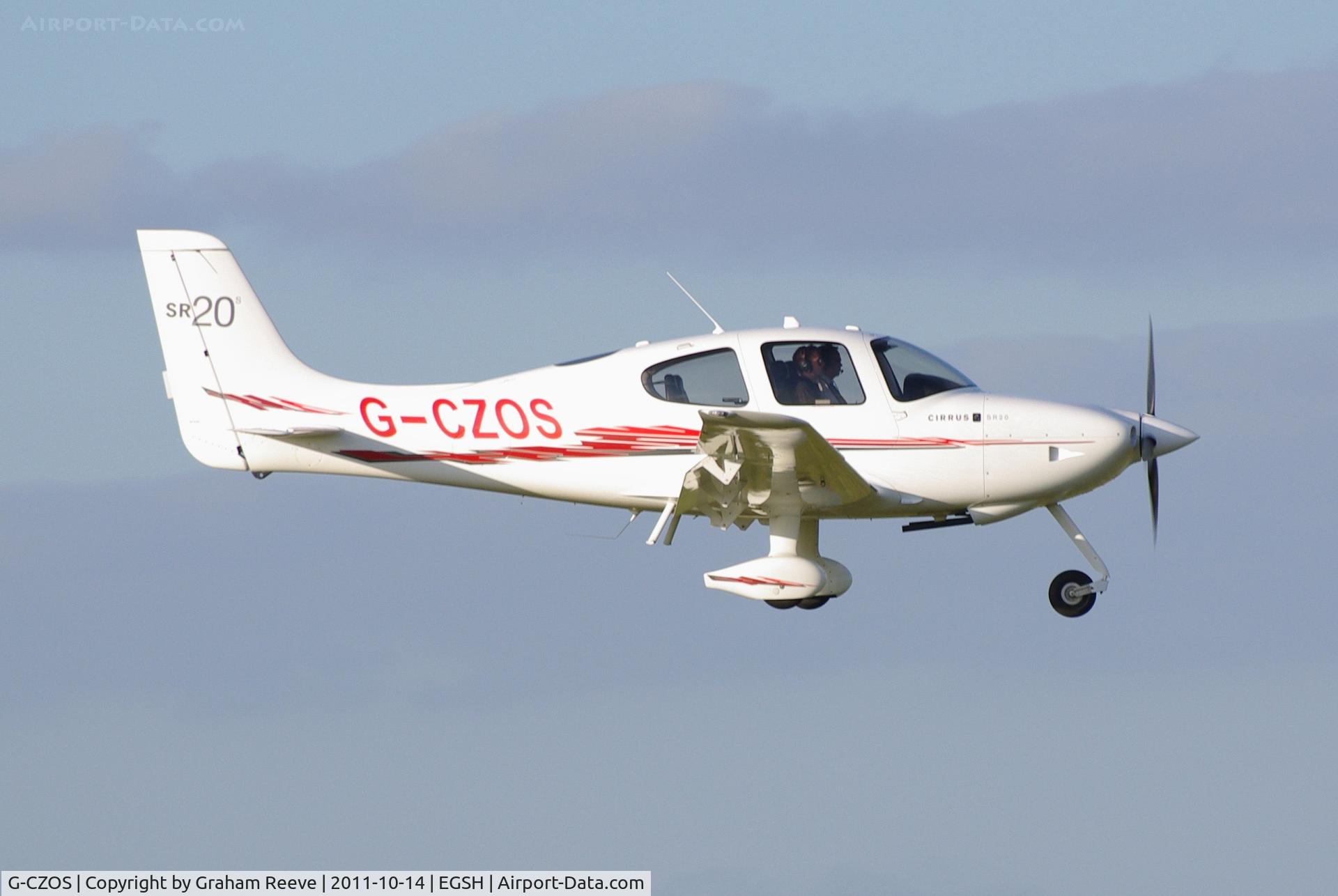 G-CZOS, 2010 Cirrus SR20S C/N 2038, Landing at Norwich.