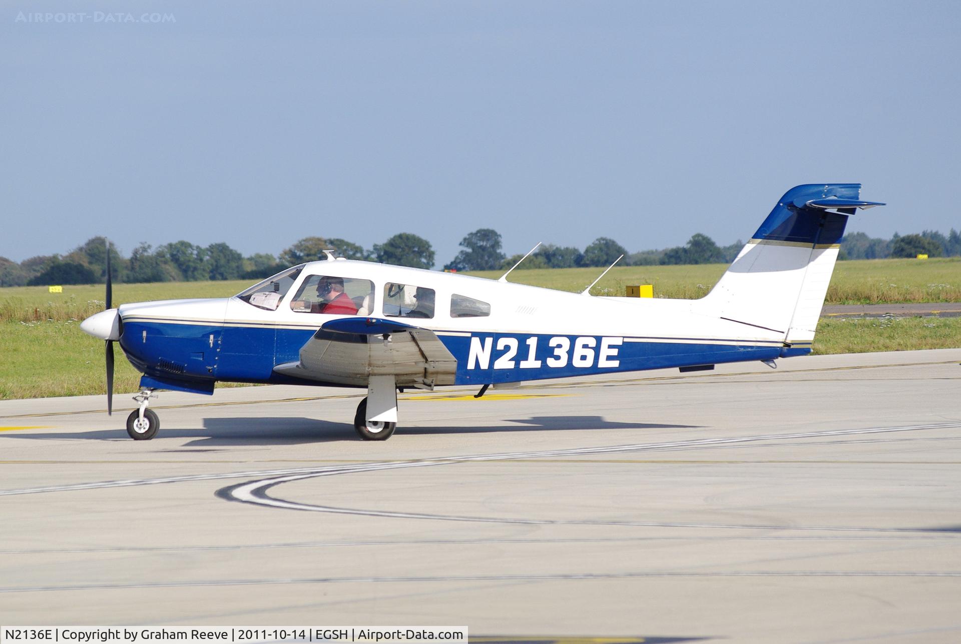 N2136E, 1978 Piper PA-28RT-201 Arrow IV C/N 28R-7918002, About to depart.
