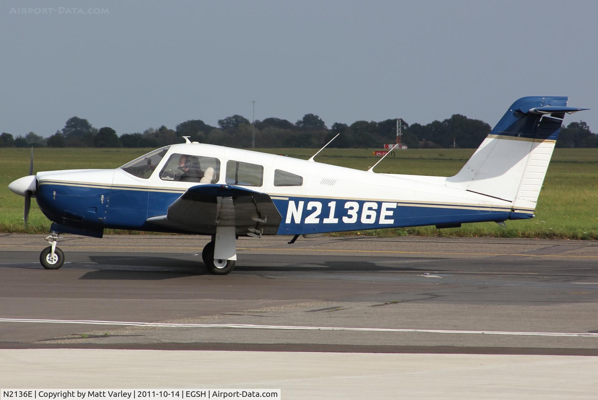 N2136E, 1978 Piper PA-28RT-201 Arrow IV C/N 28R-7918002, Taxiing to Saxon Air.