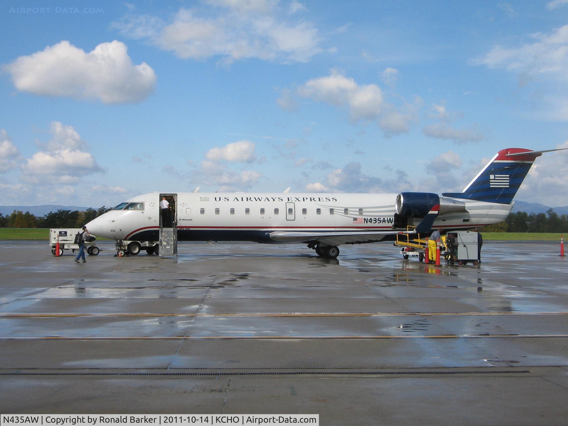N435AW, 2002 Bombardier CRJ-200ER (CL-600-2B19) C/N 7724, CHO, VA
