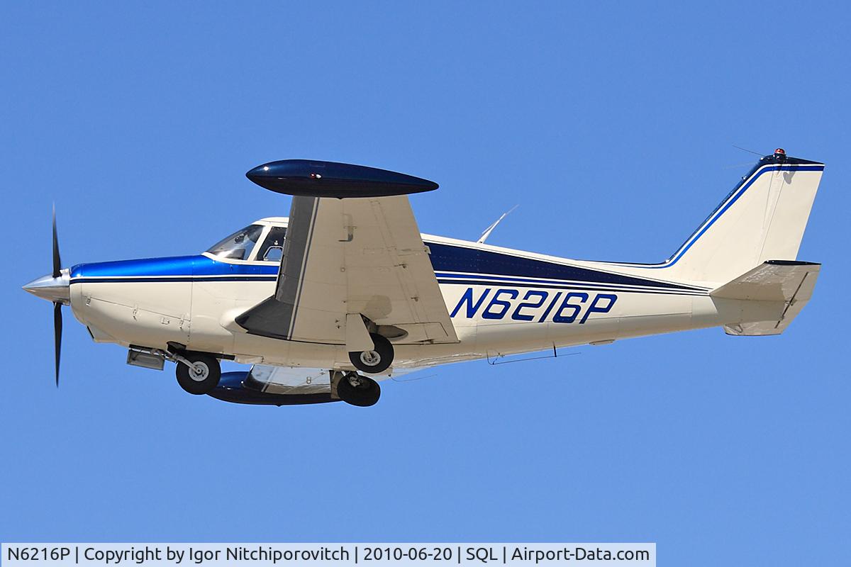 N6216P, 1959 Piper PA-24-250 Comanche C/N 24-1318, Take-off on San Carlos airport.