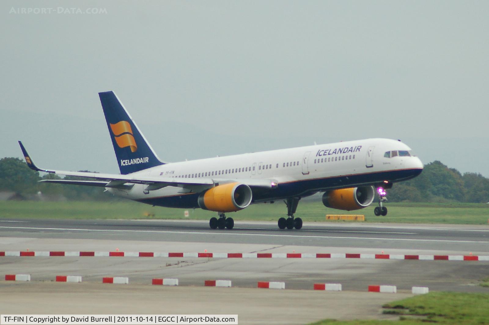 TF-FIN, 1997 Boeing 757-208 C/N 28989, Icelandair Boeing 757-208 taking off.