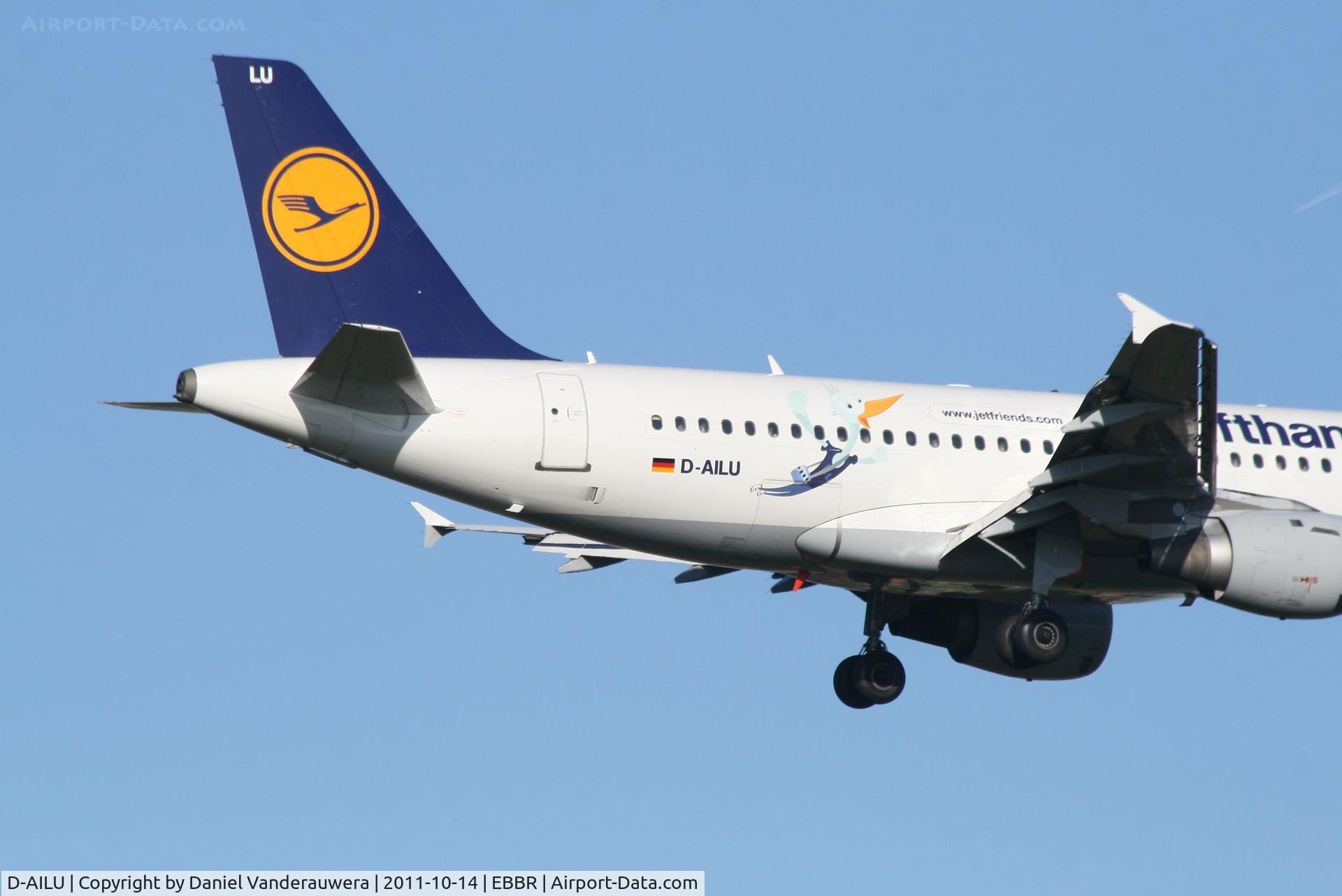 D-AILU, 1997 Airbus A319-114 C/N 744, Arrival of flight LH1008 to RWY 02