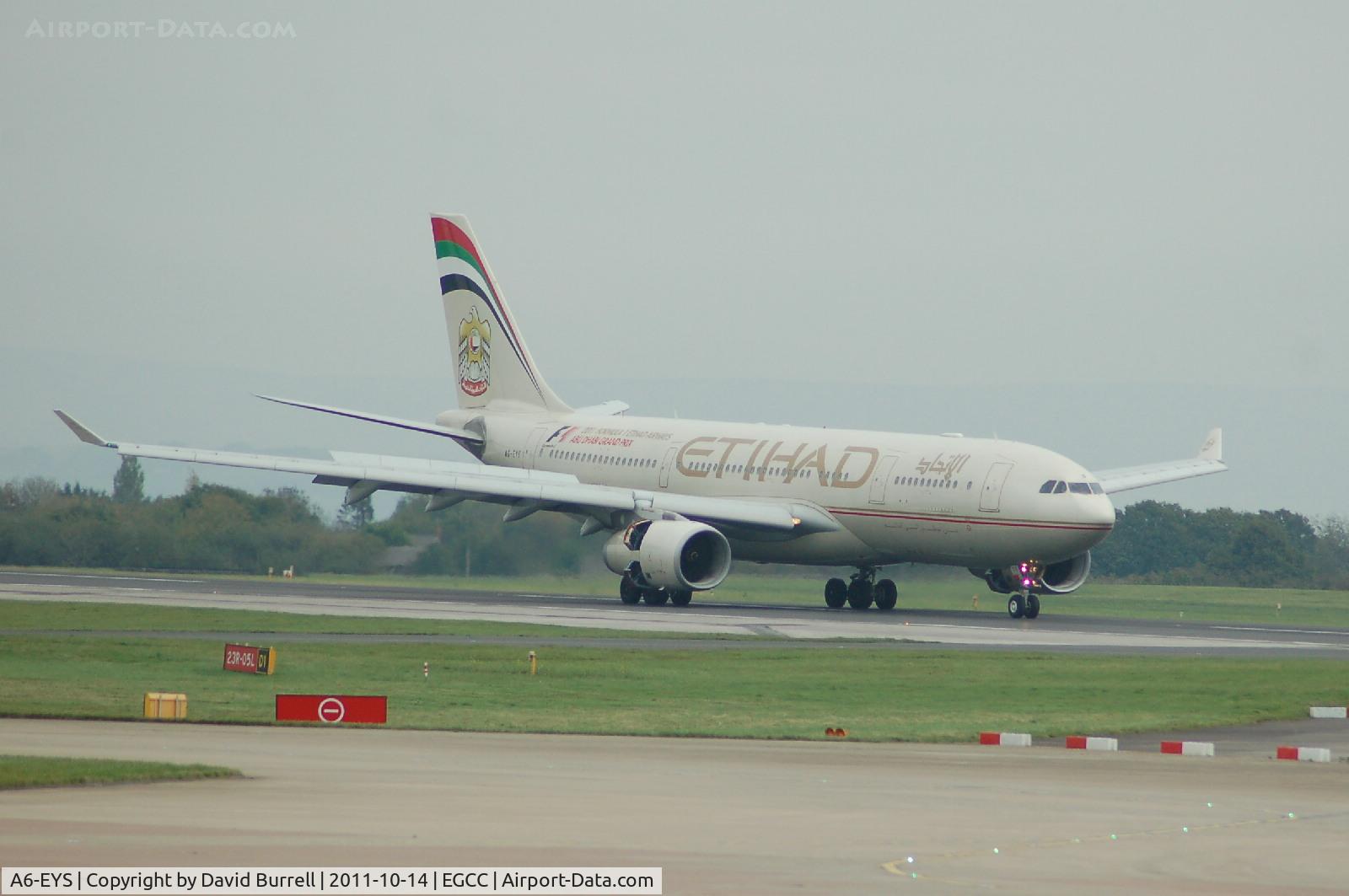 A6-EYS, 2009 Airbus A330-243 C/N 991, Etihad Airbus A330-243 Lands at Manchester.