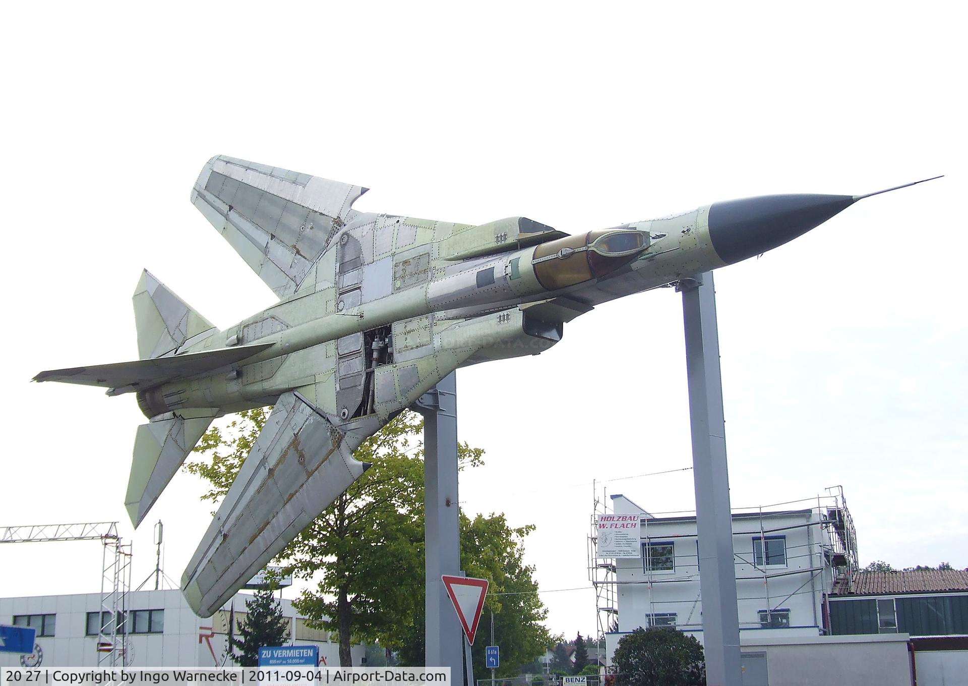 20 27, 1982 Mikoyan-Gurevich MiG-23ML C/N 0390324018, Mikoyan i Gurevich MiG-23ML FLOGGER-G (ex LSK/LV tactical Nr. 550, ex Luftwaffe 20 27), stripped of all paint to show the different materials at the Auto & Technik Museum, Sinsheim