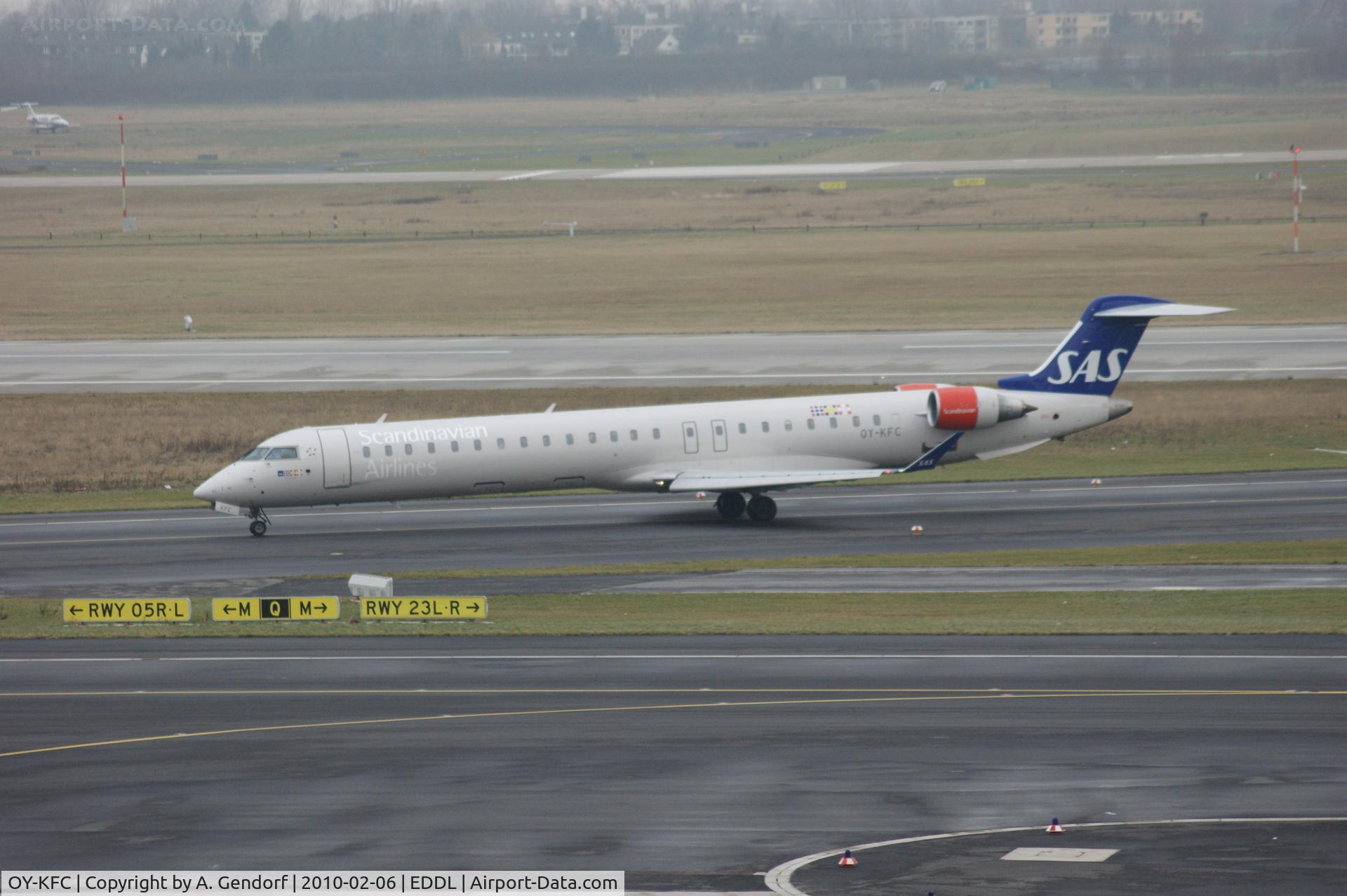 OY-KFC, 2009 Bombardier CRJ-900 (CL-600-2D24) C/N 15218, OY-KFC, SAS, after arrival at Düsseldorf Int´l (EDDL)