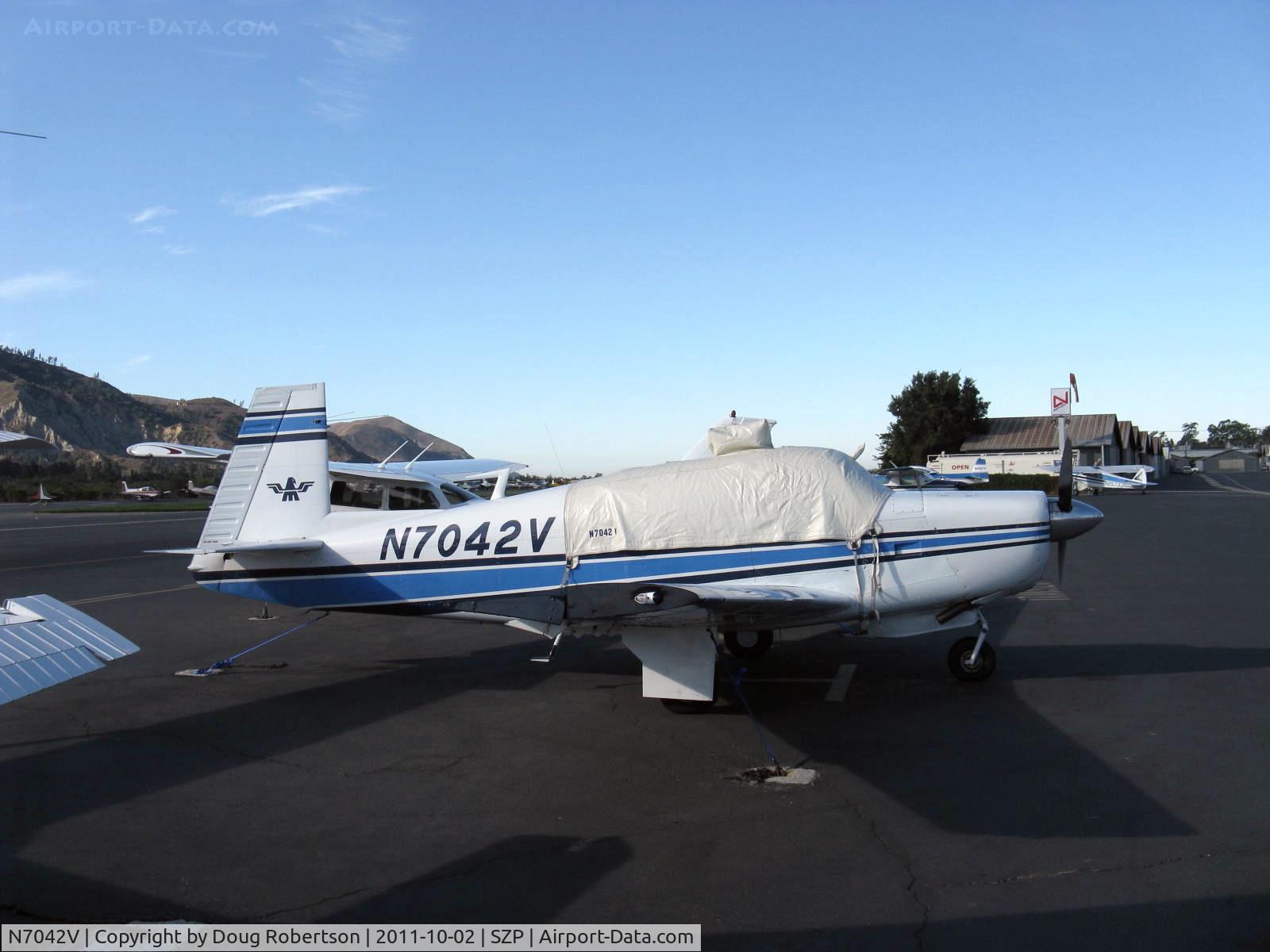 N7042V, 1976 Mooney M20F Executive C/N 22-1389, 1976 Mooney M20F EXECUTIVE, Lycoming IO-360 A&C 200 Hp