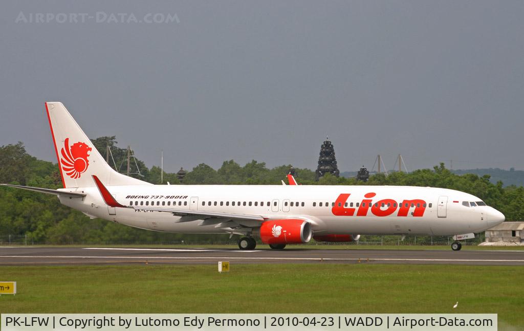 PK-LFW, 2009 Boeing 737-90GPER C/N 35724, Lion Inter