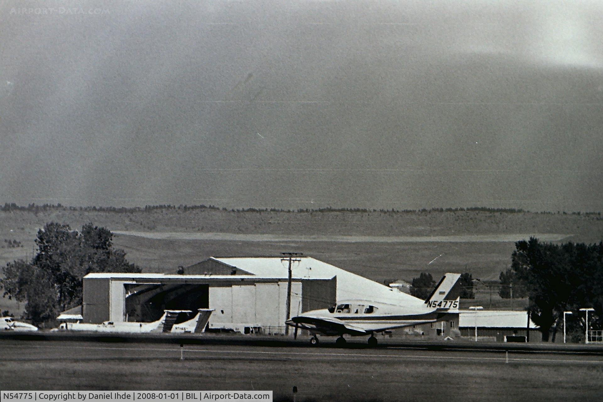 N54775, 1975 Piper PA-23-250 C/N 27-7554082, Piper Aztec @ BIL