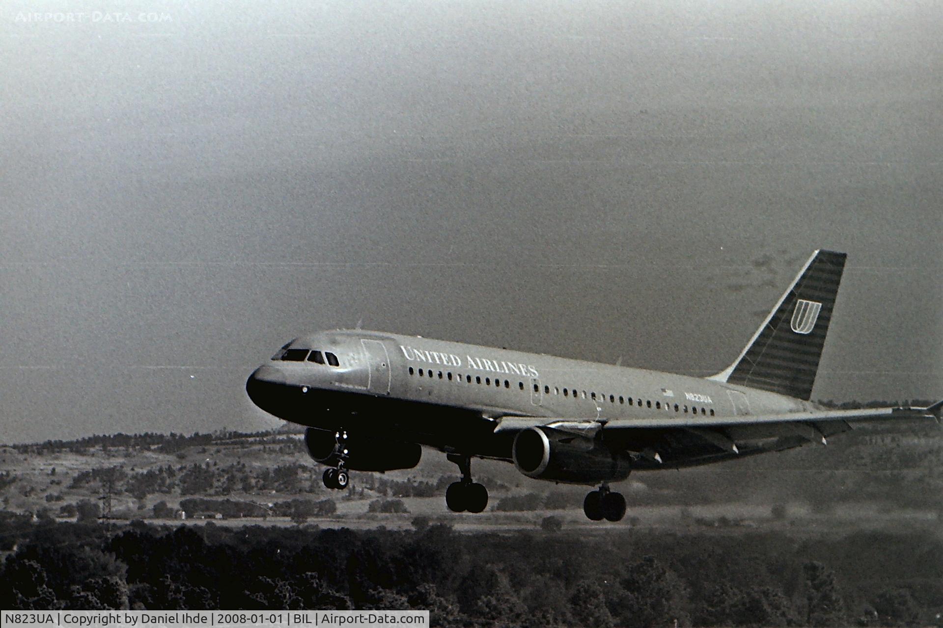 N823UA, 1998 Airbus A319-131 C/N 952, United Airbus A319 @ BIL