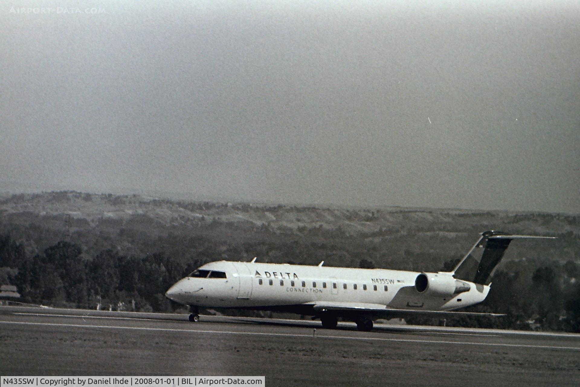 N435SW, 2001 Bombardier CRJ-200LR (CL-600-2B19) C/N 7555, Skywest CL-600 @ BIL