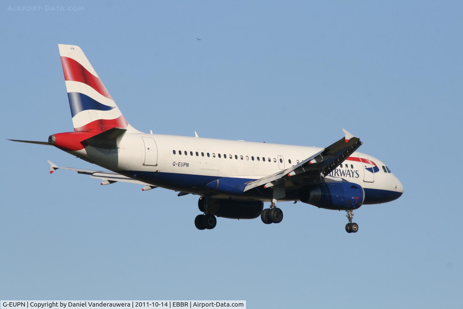 G-EUPN, 2000 Airbus A319-131 C/N 1261, Flight BA398 is descending to RWY 02