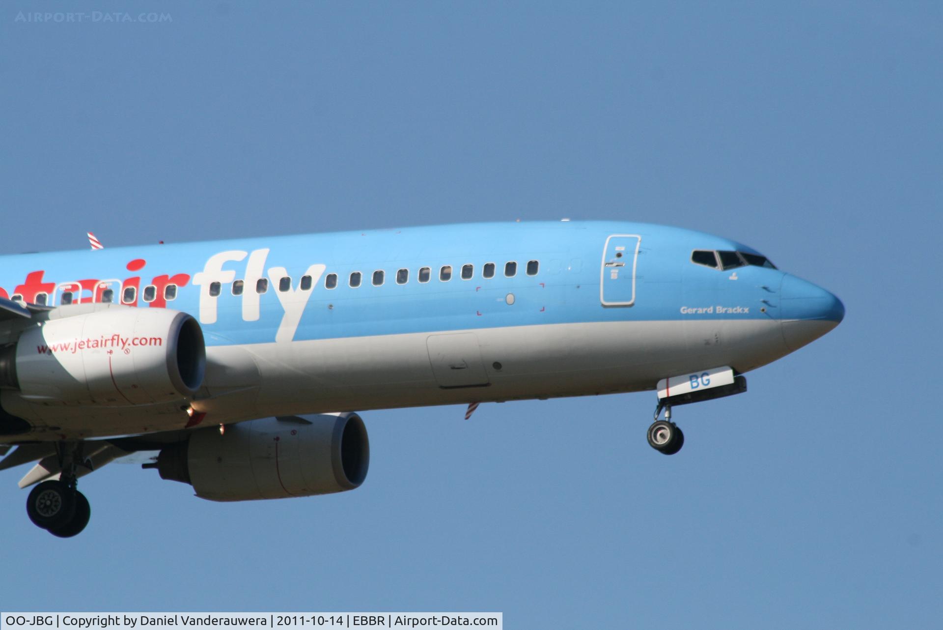 OO-JBG, 2008 Boeing 737-8K5 C/N 35142, Arriving to RWY 02