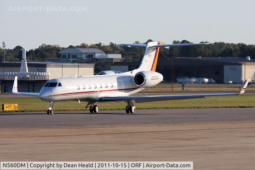 N560DM, 2004 Gulfstream Aerospace GV-SP (G550) C/N 5045, 