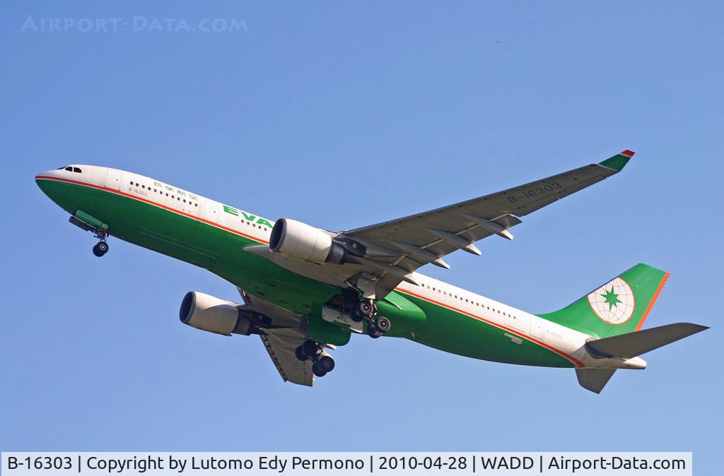 B-16303, 2003 Airbus A330-203 C/N 555, Eva Air