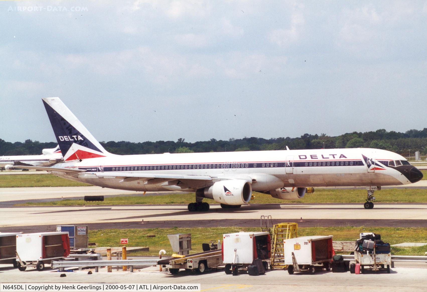 N645DL, 1989 Boeing 757-232 C/N 24216, Delta