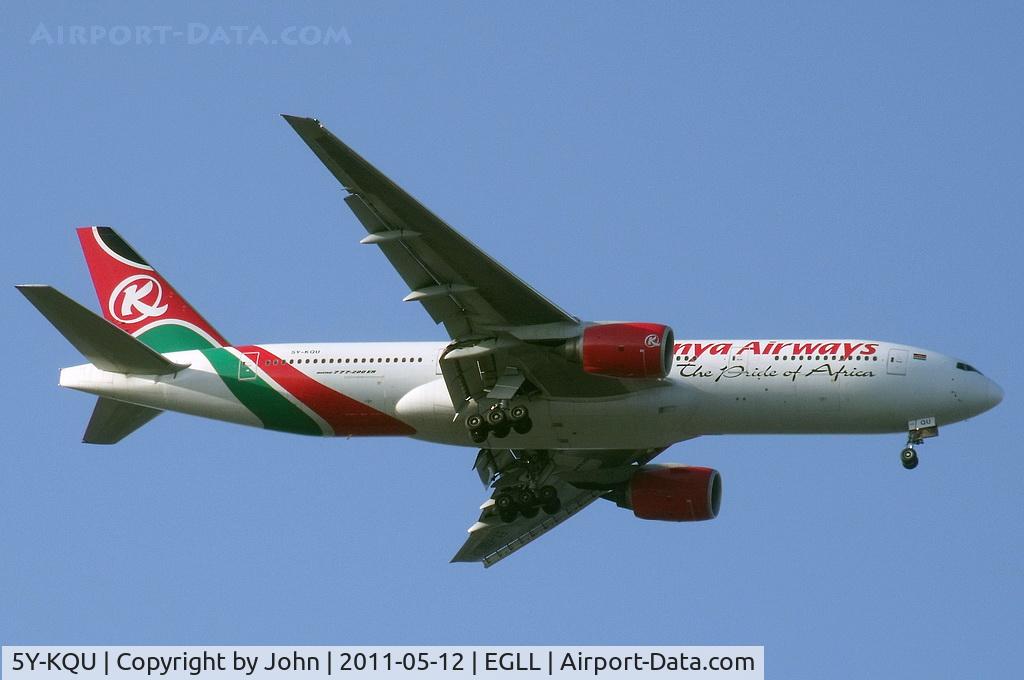 5Y-KQU, 2004 Boeing 777-2U8/ER C/N 33681, Landing on 27R