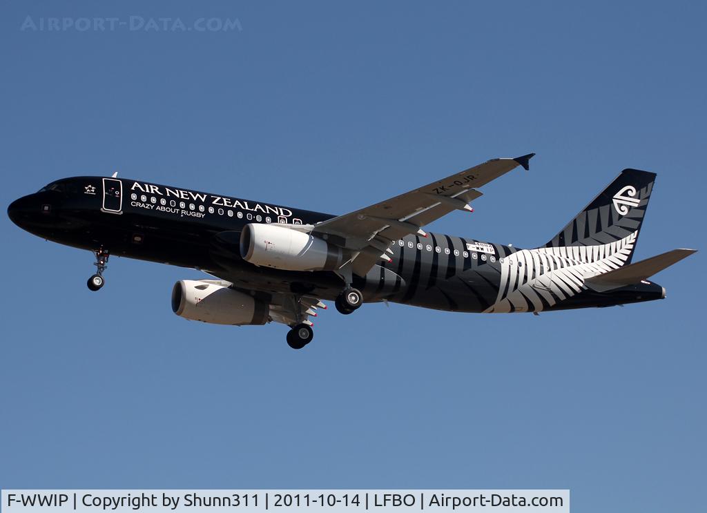 F-WWIP, 2011 Airbus A320-232 C/N 4884, C/n 4884 - To be ZK-OJR - 2nd in All Blacks c/s