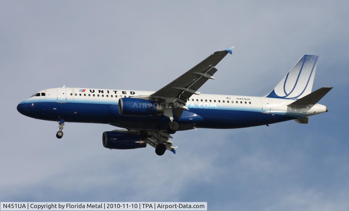 N451UA, 1998 Airbus A320-232 C/N 865, United A320