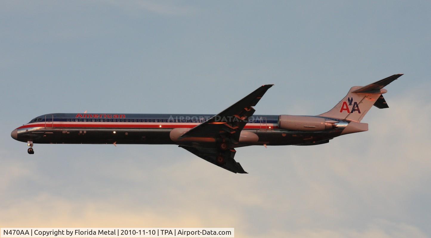 N470AA, 1988 McDonnell Douglas MD-82 (DC-9-82) C/N 49600, American MD-82