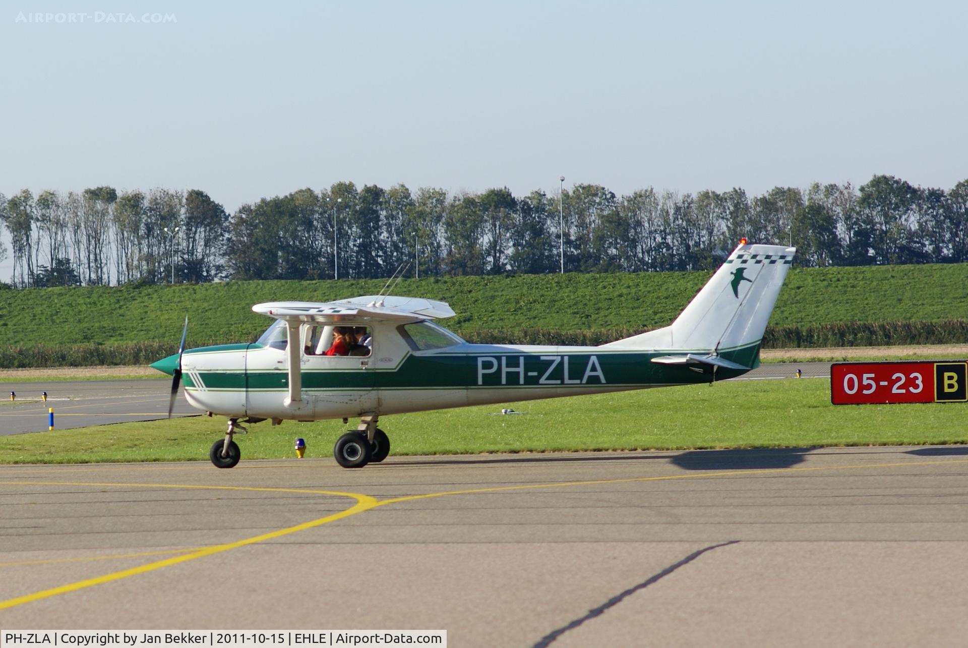 PH-ZLA, 1969 Reims F150J C/N 0007, Airport Lelystad